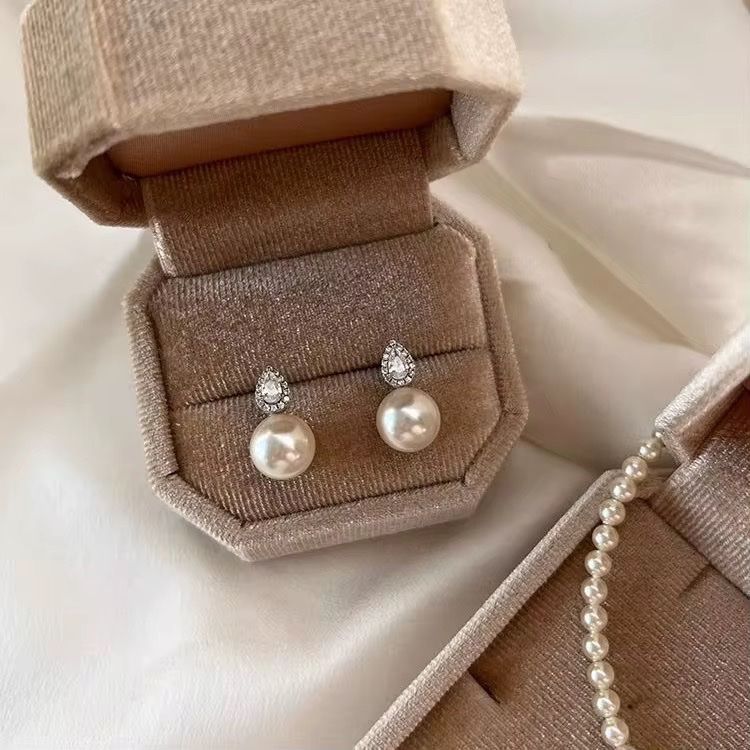 Orecchini pendenti & Orecchini a lobo: Boucles d’oreilles Perla – Nuovo e nell'imballaggio originale da St-Maurice venduto da Sandrinette123 3