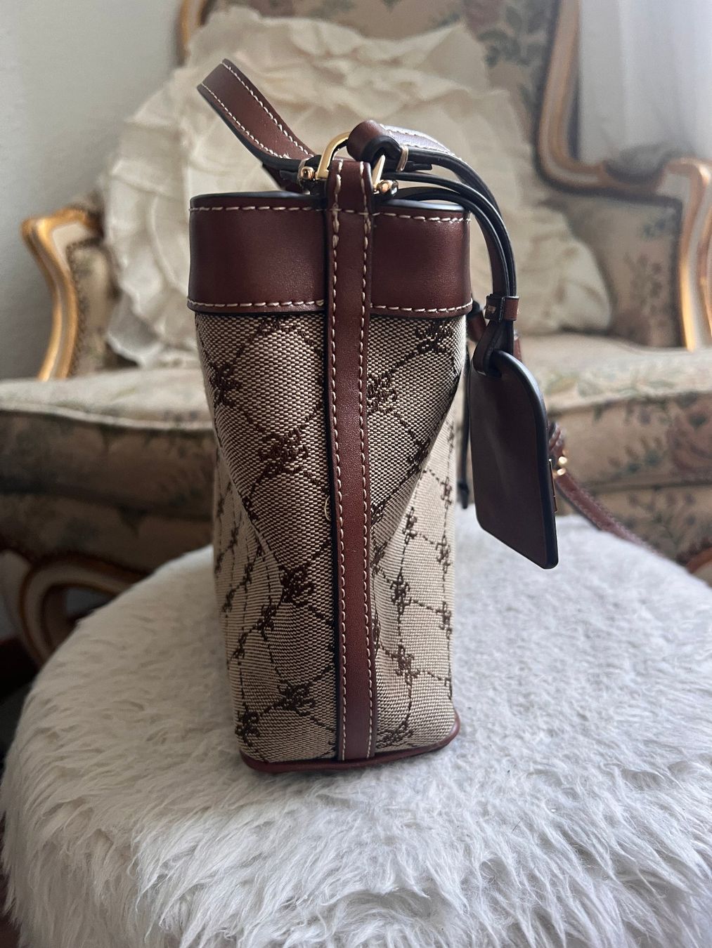 Mango Sacs femmes: Crossbody Tasche – Neuf (Voir description) à Adligenswil par Fabim2006 2