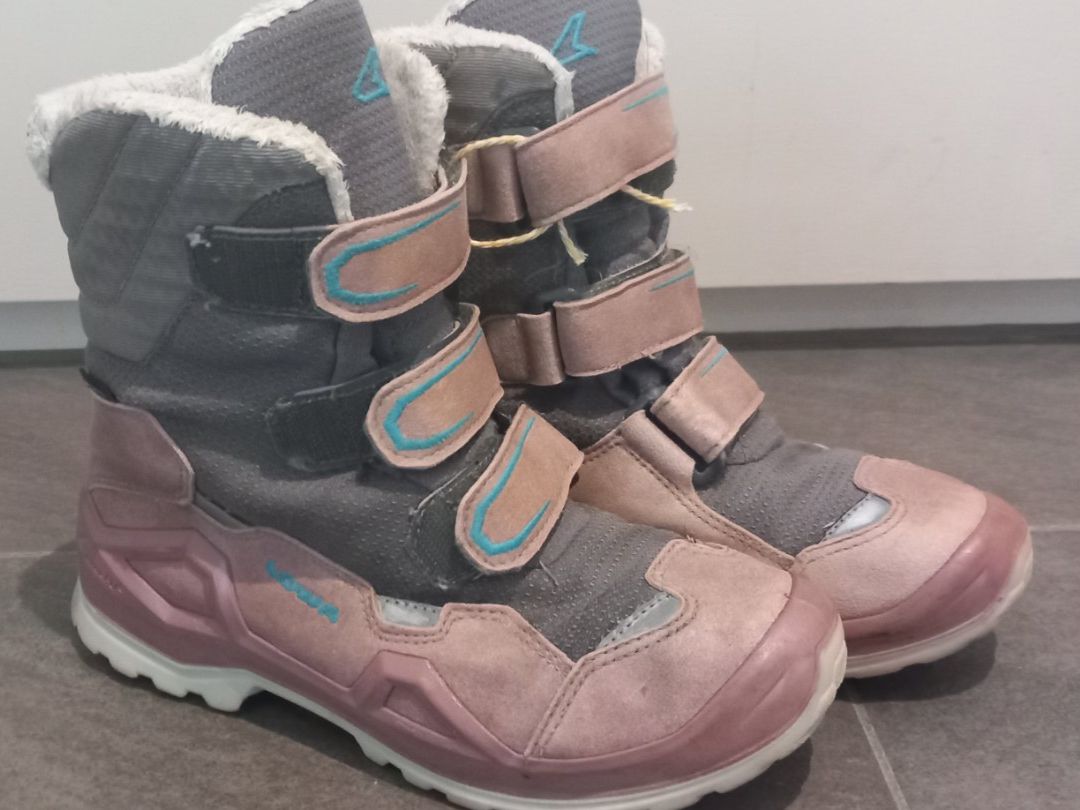 Lowa Scarpe per ragazze: Lowa Winterschuhe Grösse 35 – Usato da Thalheim venduto da sil_n2nk