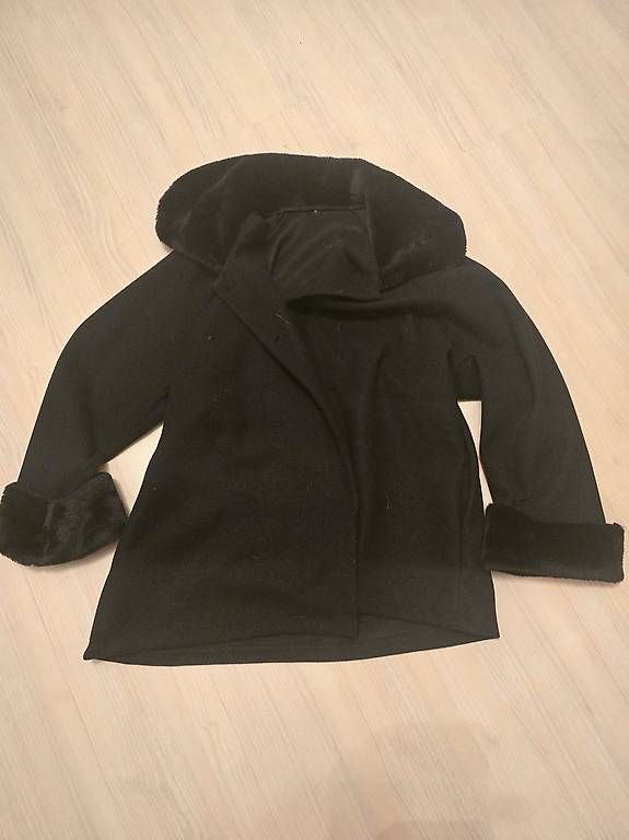 Cappotti: Kurzmantel – Nuovo e nell'imballaggio originale da Gutenswil venduto da evita.64 3