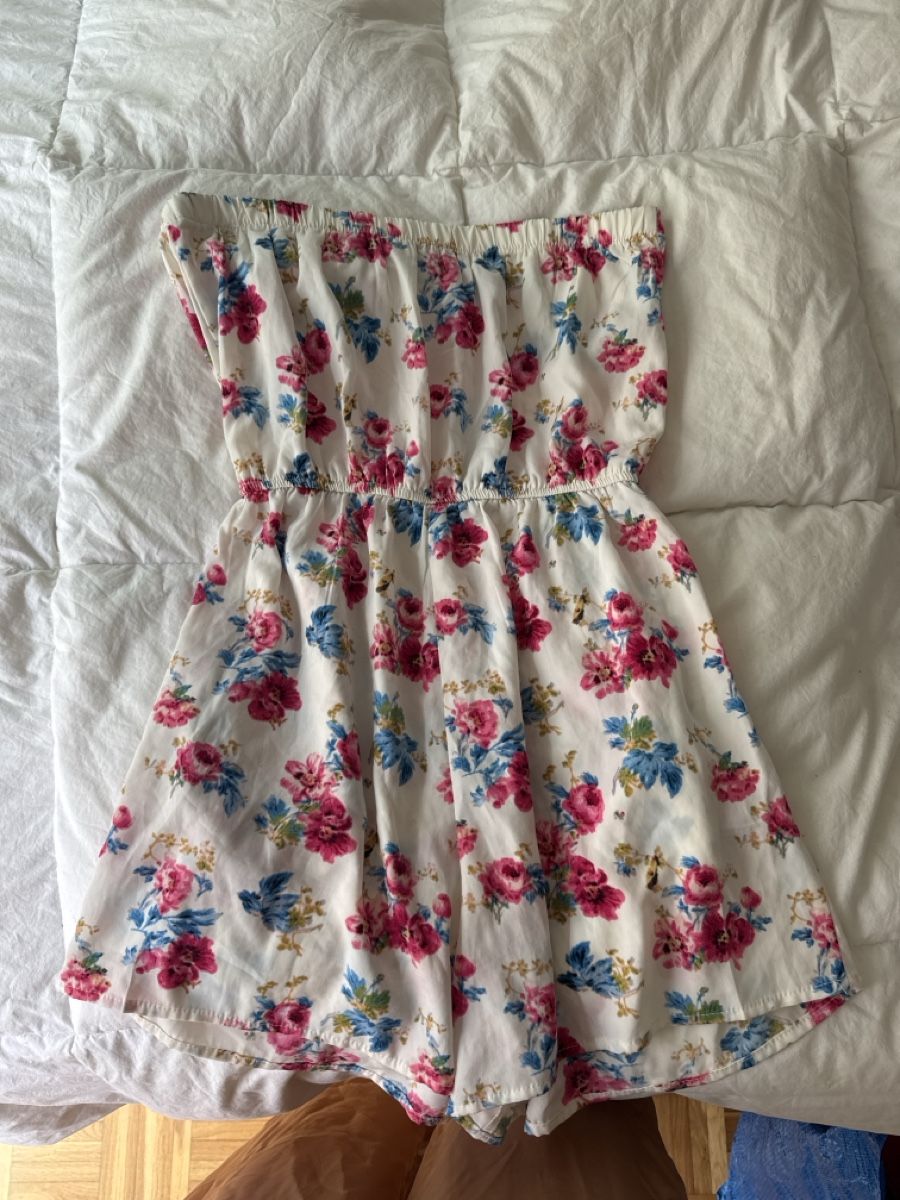 Jumpsuits: Combinaison bustier fleurie Forever 21 Taille M comme neuf – Gebraucht aus Genève von lejardindesvetements 2