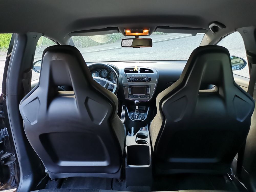 Seat Automobili: Seat Leon Cupra 2010 - 240ch – Usato da Fribourg venduto da ric_k87m 5