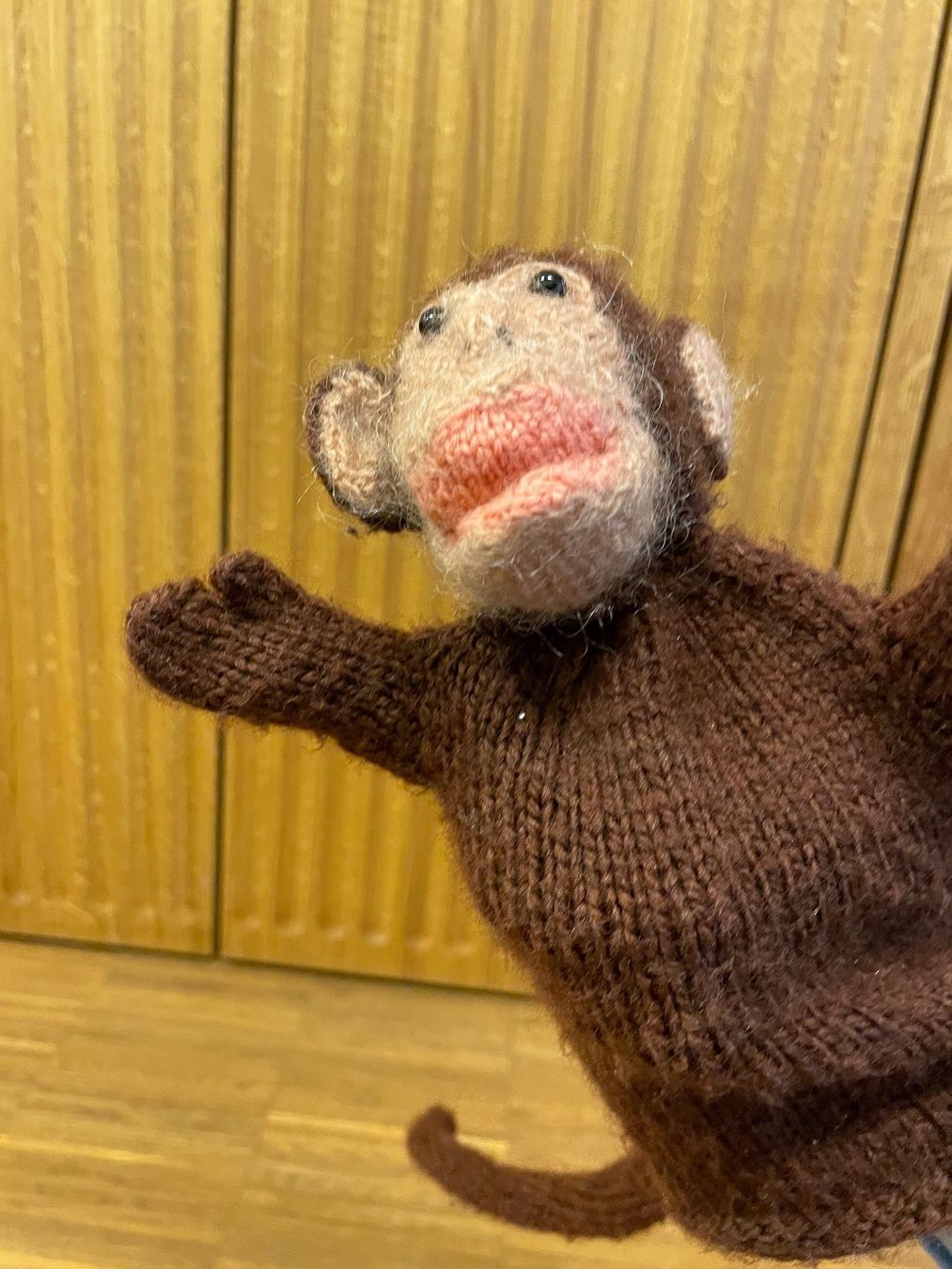 Bambole: Handgestrickte Affen-Handpuppe – Usato da Luzern venduto da mareika 1