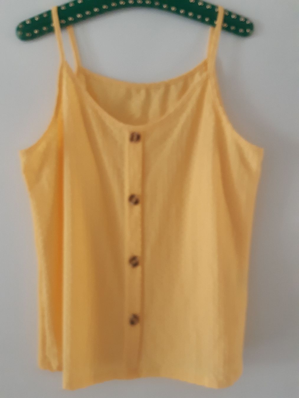 Shein Top: SPAGHETTITOP – Nuovo (secondo la descrizione) da Marly venduto da schnibu2