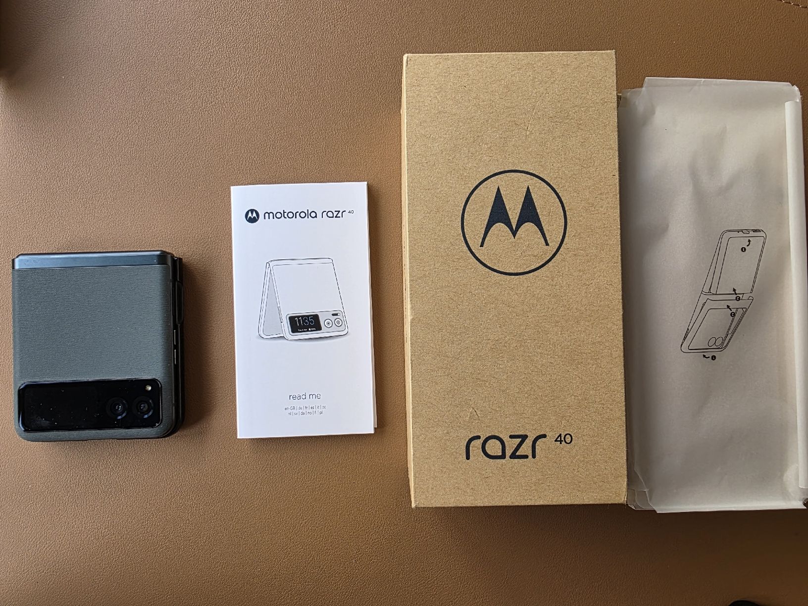 Motorola Telefoni cellulari / Smartphones: Motorola Razr 40 - Mint Condition – Usato da Lausanne venduto da ath_ch 6