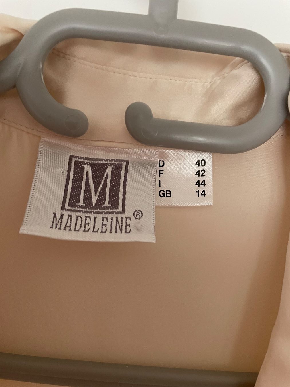 Madeleine Camicette: Seidenbluse Madeleine Grösse 40 – Usato da Kriens venduto da Mayang 3