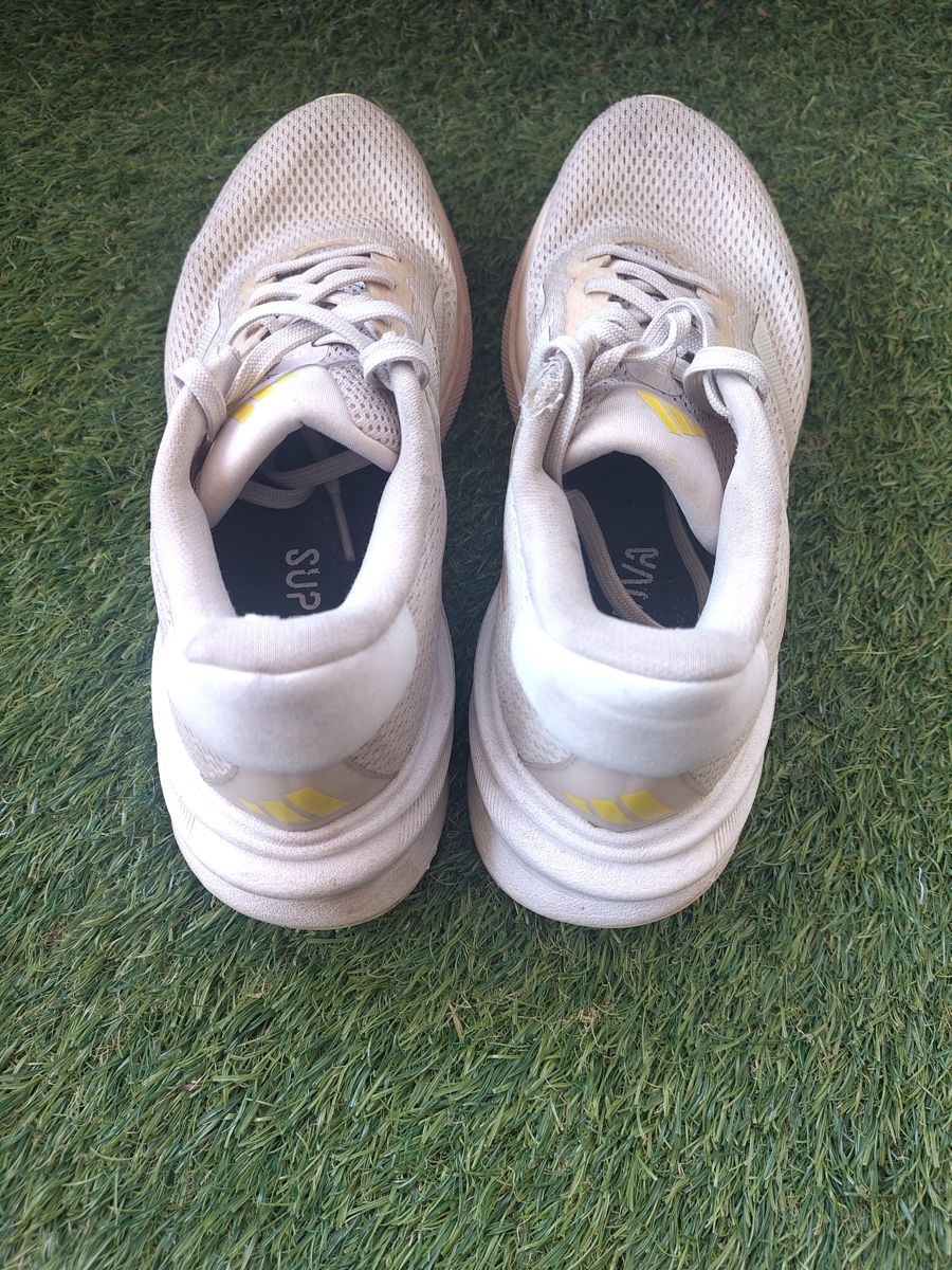 Adidas Scarpe da donna: Adidas Supernova numero 42 bianco e rosa – Usato da Carabbia venduto da ila_2jjj 2