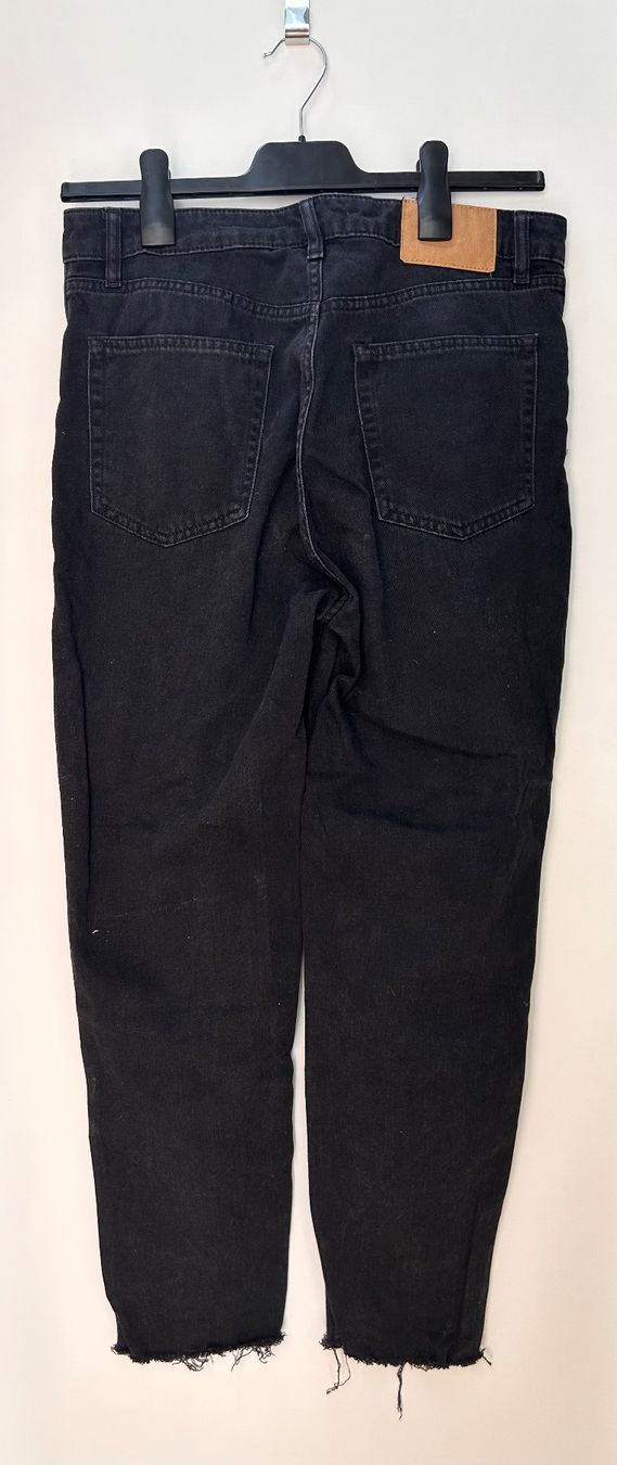 H&M Jeans: H&M Mom Jeans – D'occasion à Dättwil AG par fio_d76l 1