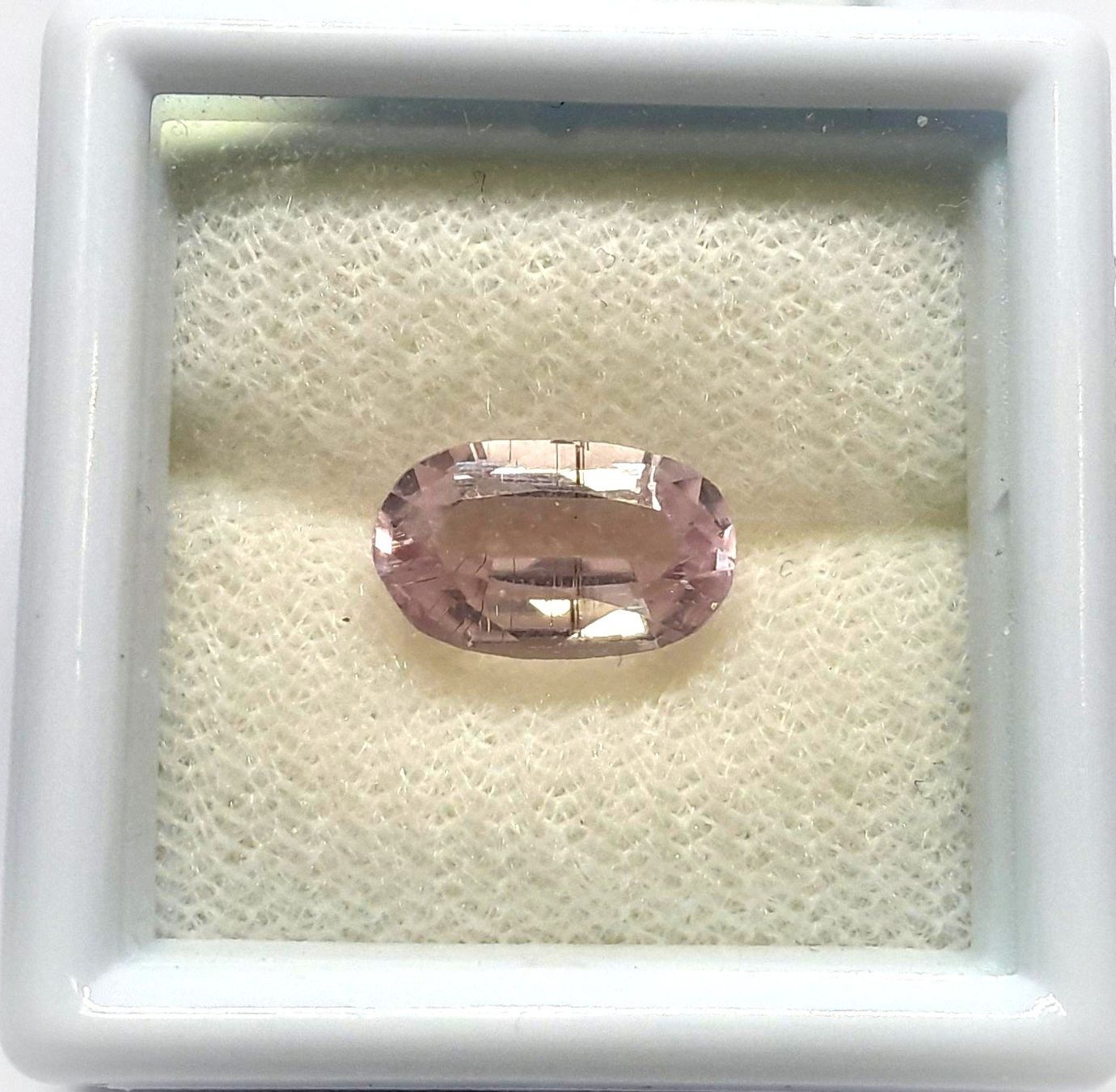 Pietre preziose: Kunzite 2.94 ct - Valeur 294.- Fr – Nuovo (secondo la descrizione) da Grimisuat venduto da Valgem