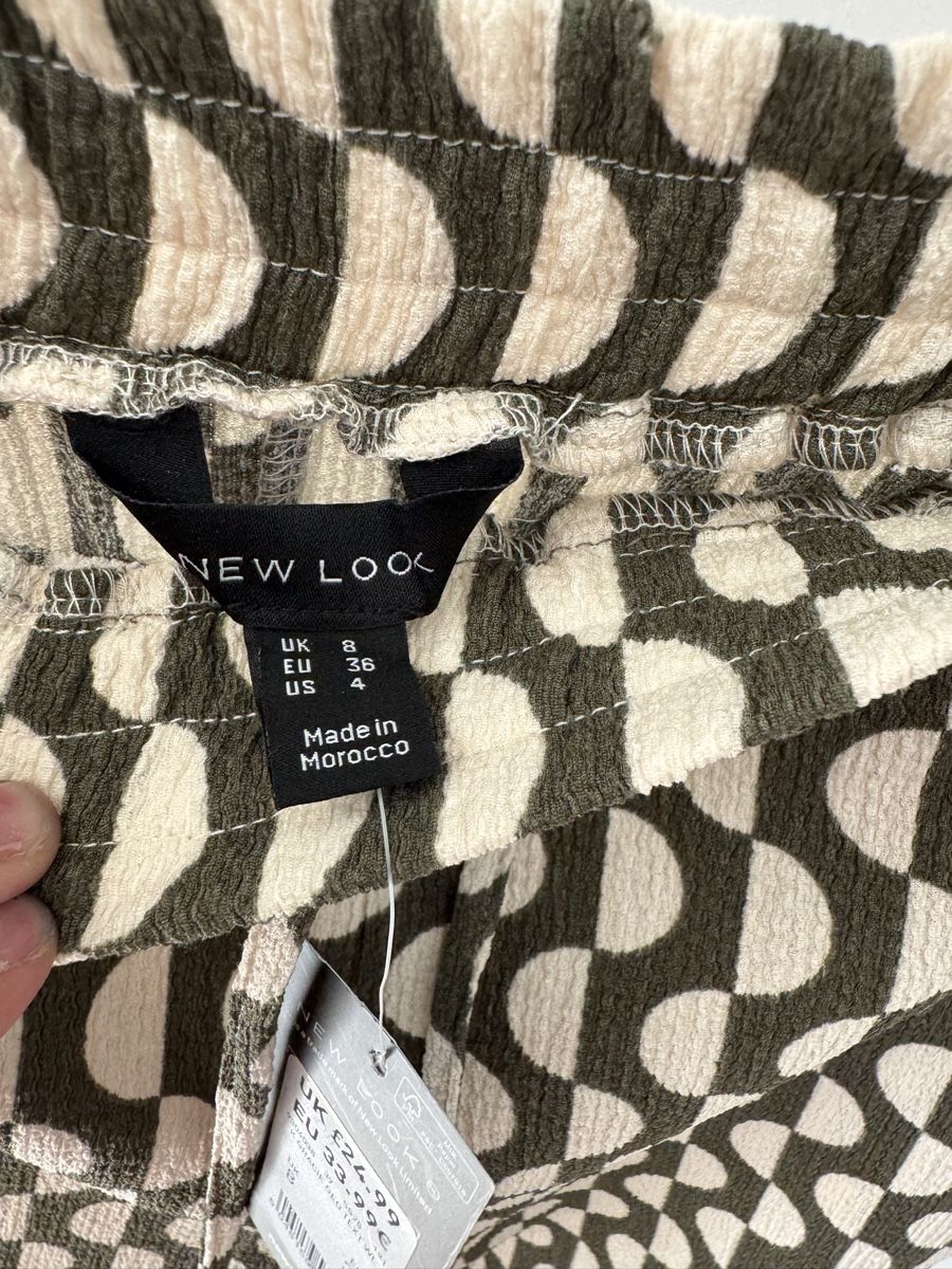 New Look Hosen: New Look new pants with geometric print  – Neu und originalverpackt aus Zürich von di_archive 3