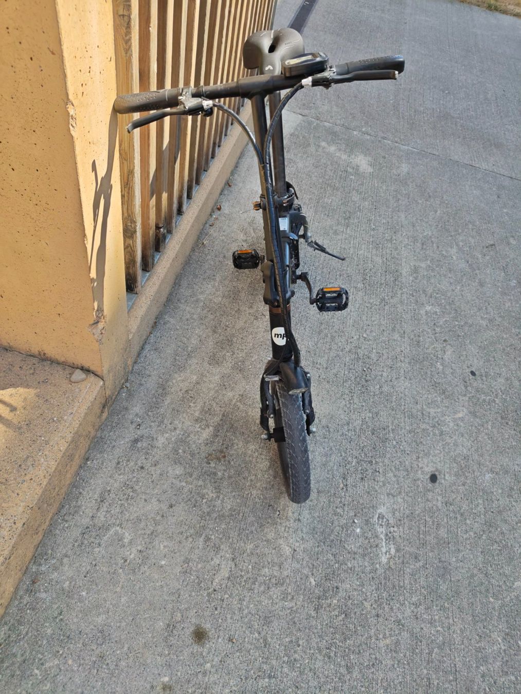 Vélos: velo pliant electrique – Défectueux à Gland par jlemoine1974 3
