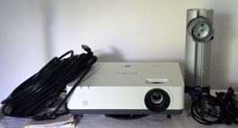 Sony VPL-EX575 XGA LCD Projektor / projecteur