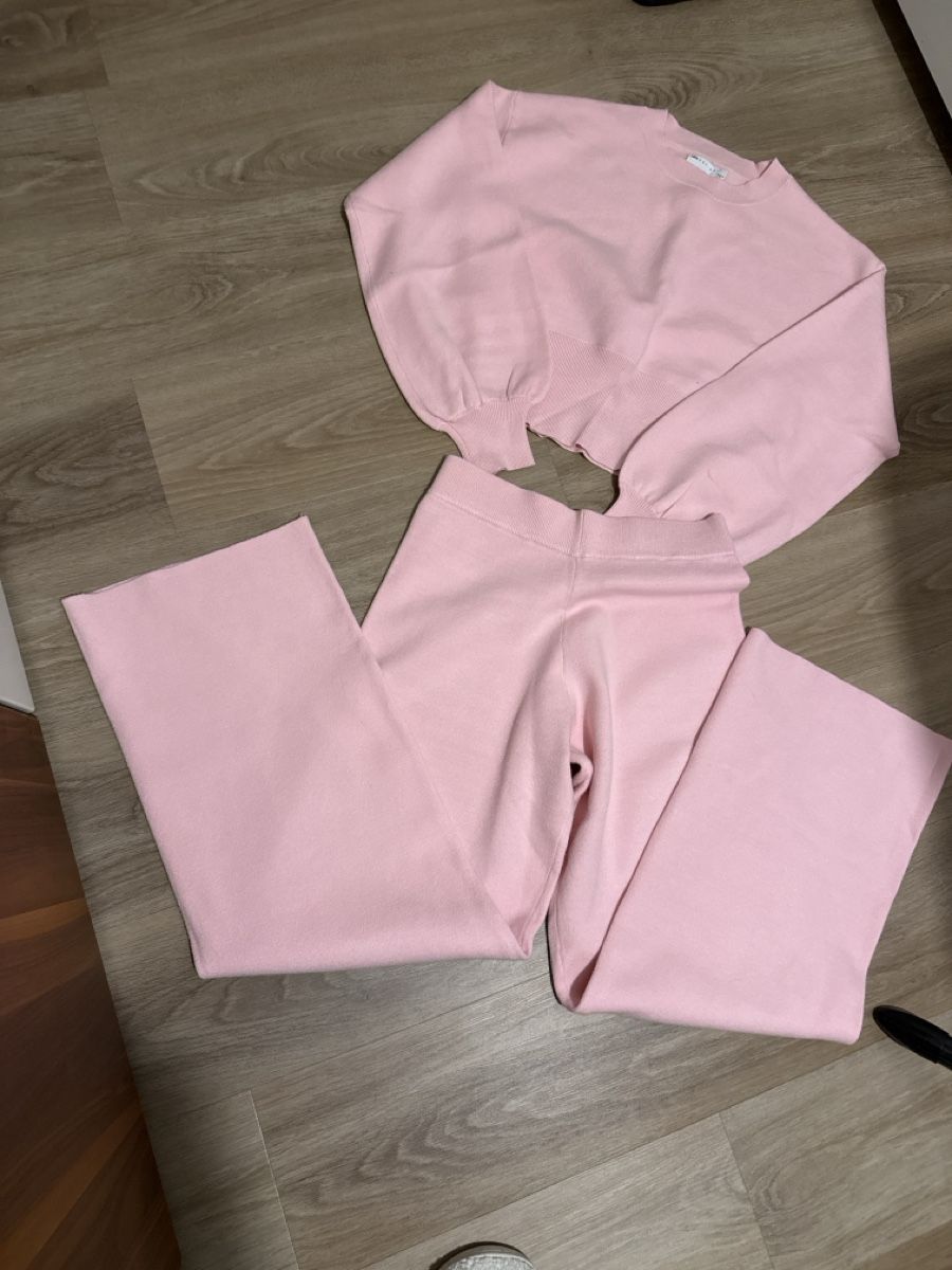 Lotti di vestiti: ASOS Design Lounge Set, Pink, Size Small - Cozy & Chic! – Nuovo (secondo la descrizione) da Oberglatt ZH venduto da Sale12