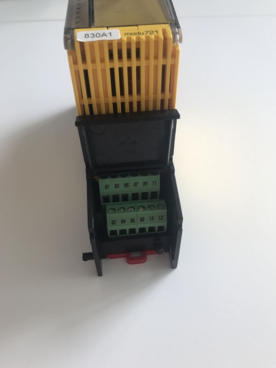 Componenti elettronici: Sauter SPS EY-CM 721 Kommunikationsmodul – Usato da Amriswil venduto da ahu_w8qc 2