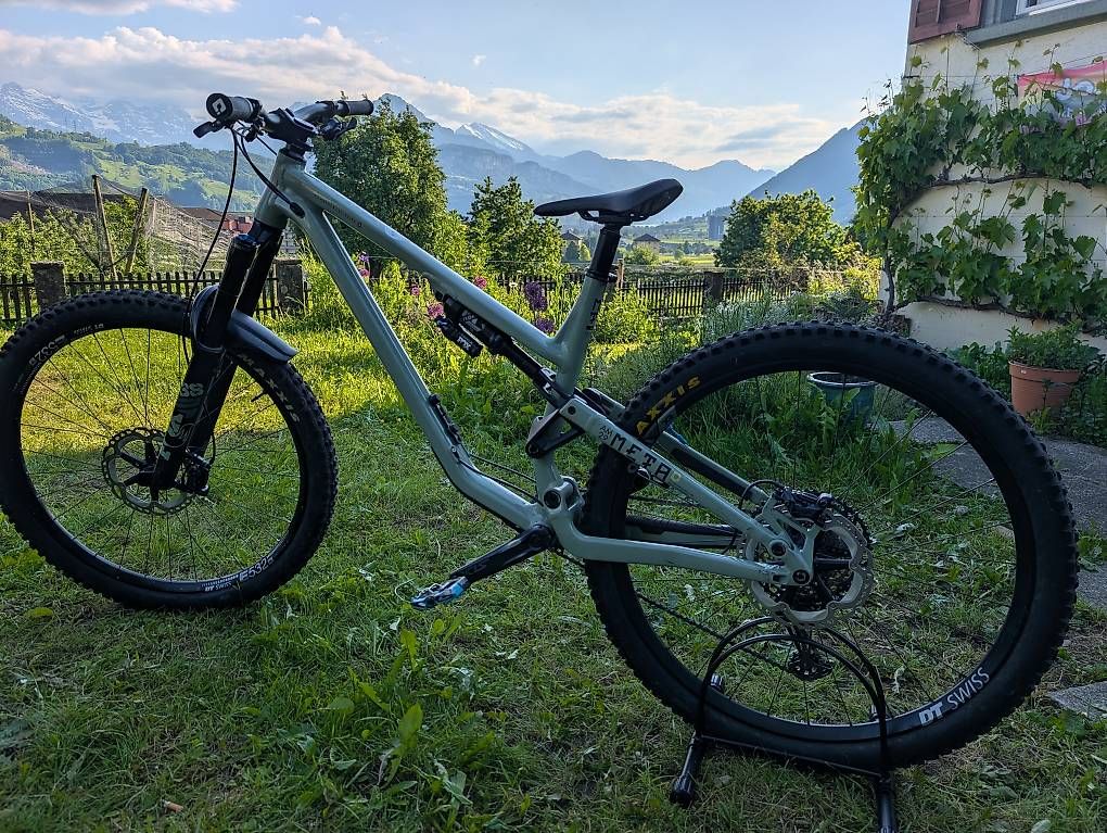 Commencal Biciclette: Commencal Meta AM 29 Essential 2021 – Usato da Schwyz venduto da Bossgi 4