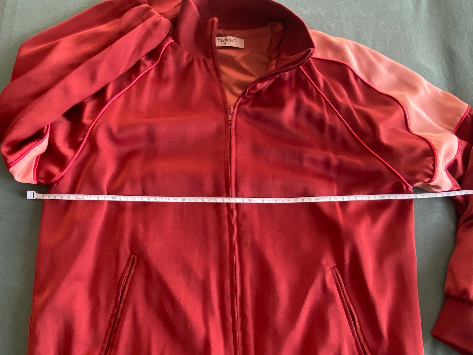 Twinset Jacken: Edel Trainer-JackeTWINSET, Gr. 44, rot/lachs, Gr. 44 – Gebraucht aus Gümligen von Primeselection 3