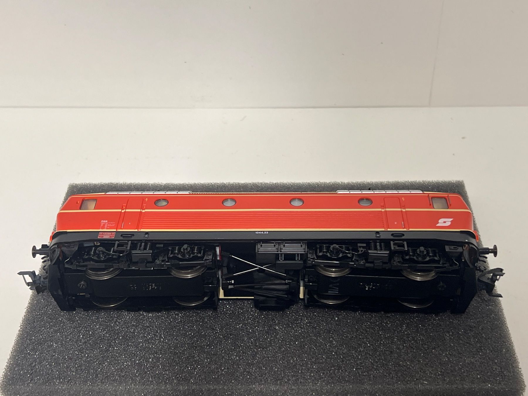 Roco Modelleisenbahnen: Roco ÖBB   1044.33  H0/DC Analog – Gebraucht aus Neuenhof von ludovicco 6