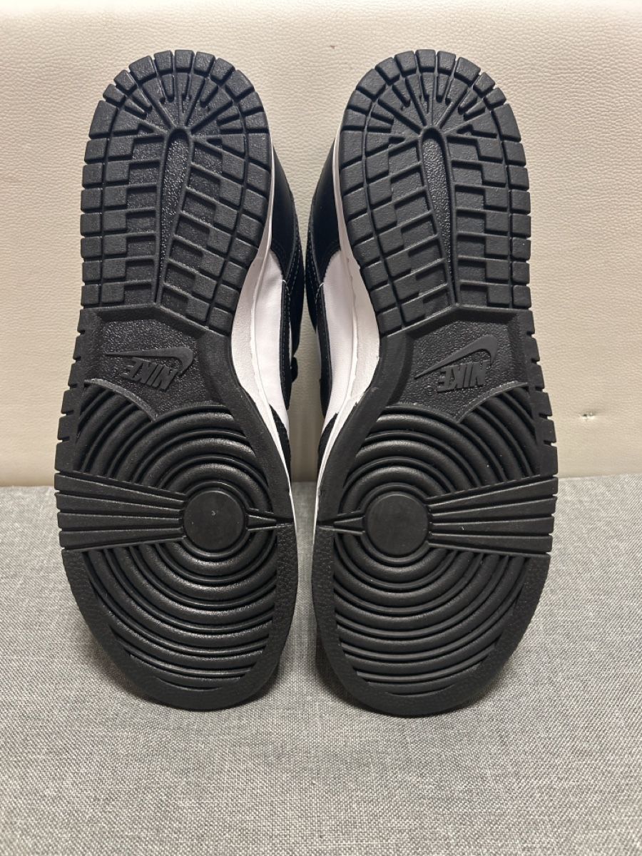 Nike Scarpe da uomo: Nike Dunk Low Panda Taille 42,5 – Nuovo (secondo la descrizione) da la chaux-de-fonds venduto da swann88 5