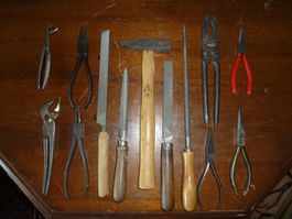 Lot d'outils / Werkzeug