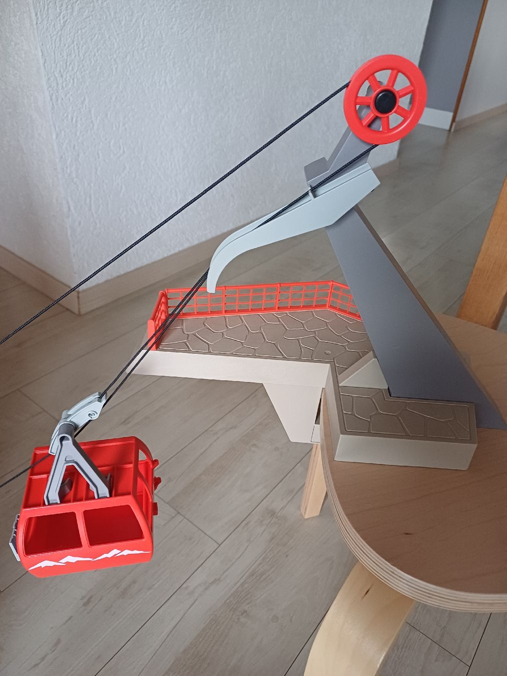 Playmobil Giocattoli: Téléphérique Playmobil – Usato da Neuchâtel venduto da drloulou 1