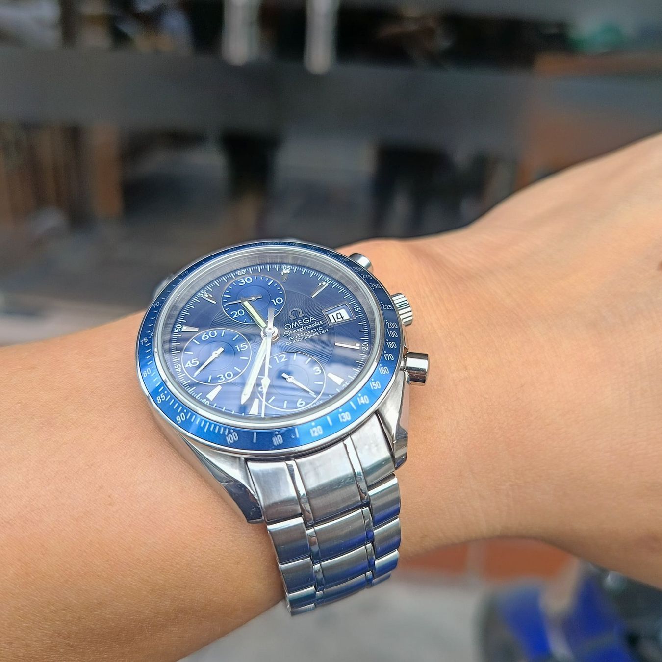 Omega Montres: Omega Speedmaster Bleu – D'occasion à Genève par Hiakoo 3