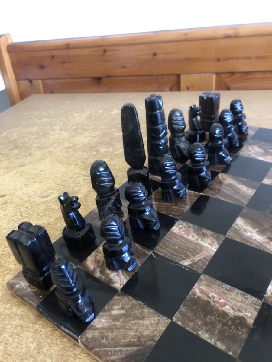 Giochi: Jeu d’ échec en pierres unique – Usato da payerne venduto da jag67 2