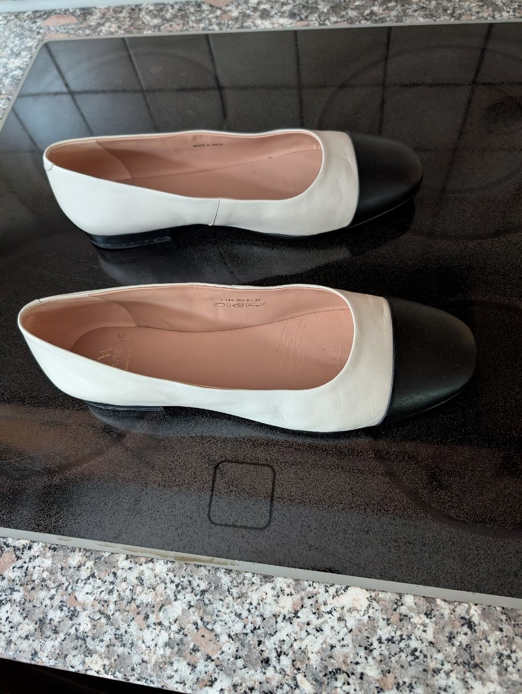 Damenschuhe: Ballerinas Leder schwarz-weiss Grösse 39 – Neu (gemäss Beschreibung) aus Adelboden von Markusandra 3