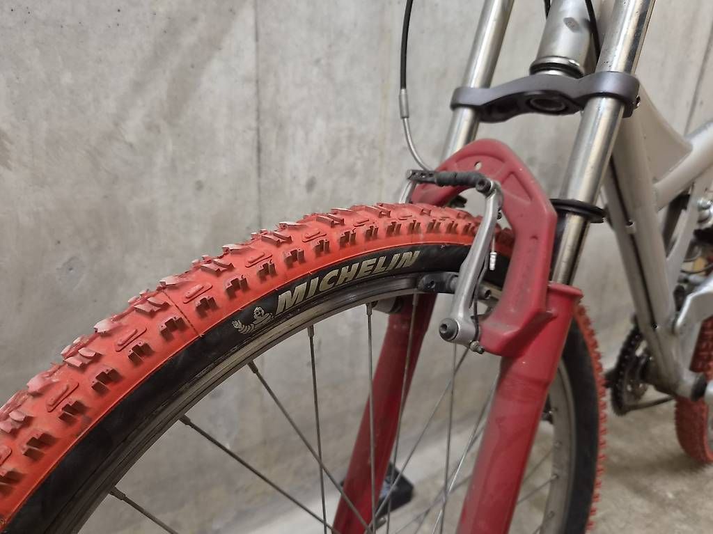 Velos: Vélo pneu michelin – Gebraucht aus Bouveret von lagartha 2