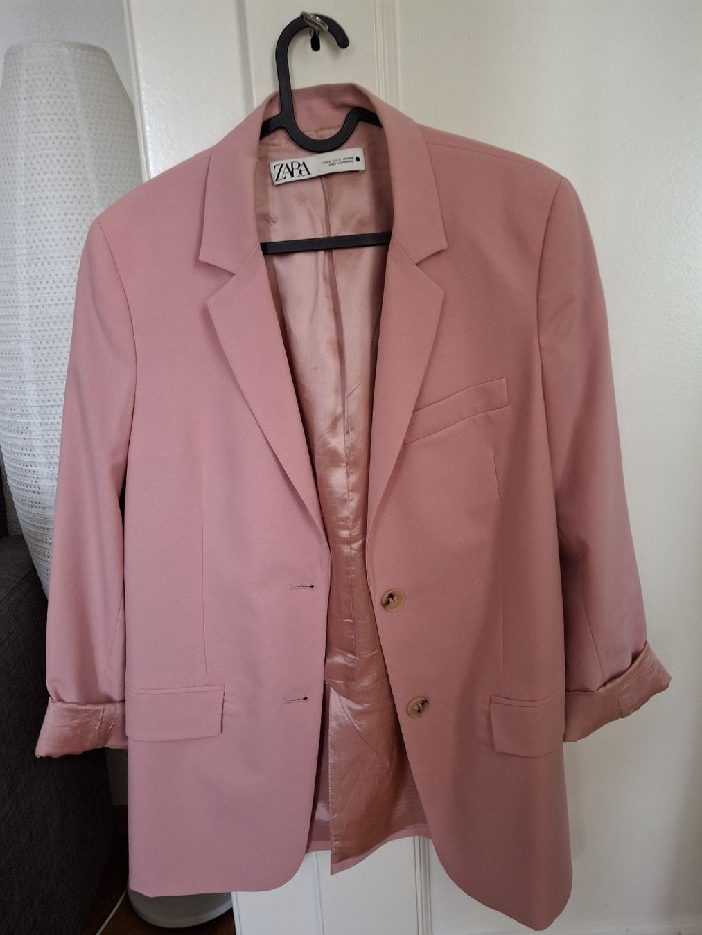 Zara Vestes: Blazer Zara rose S – D'occasion à Lausanne par Cognitia