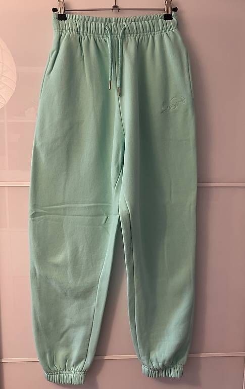 Hosen: Jogginghose neongrün Grösse XS – Gebraucht aus Hochdorf von lor_dk57