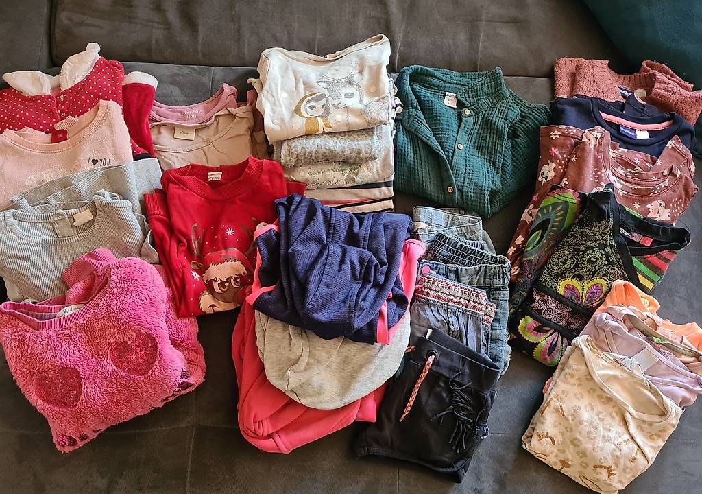 Lotti & Set di vestiti: Kleiderpaket – Usato da Ramlinsburg venduto da DanaBar 2