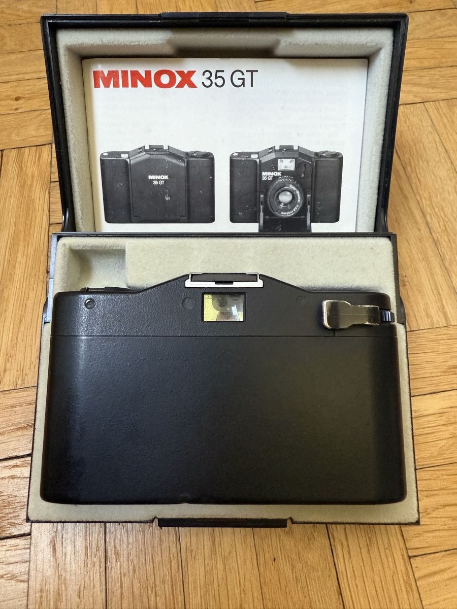 Minox Appareil photo: Minox 35 GT Camera Set (Boxed, 1983 Papers) - Shutter Fires, – D'occasion à Zürich par Mai.rast 2