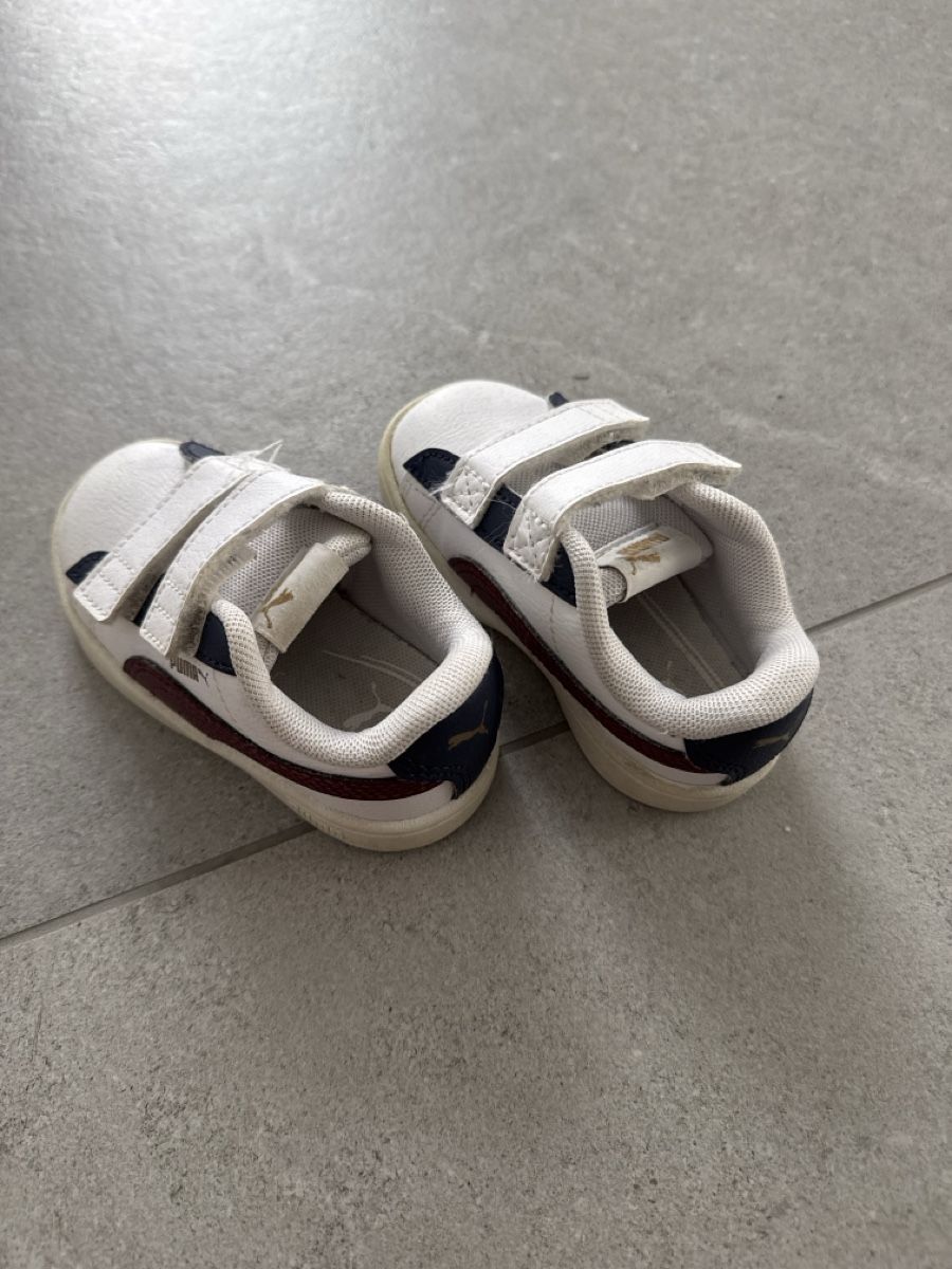 Puma Scarpe per ragazzi: Baskets Puma enfant taille 21 – Usato da Saillon venduto da alico 2