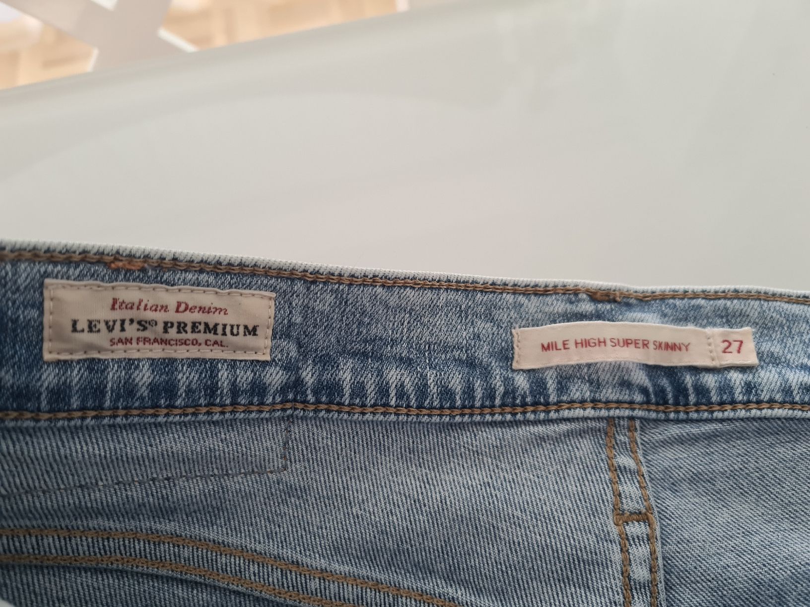 Levi's Jeans: Levis Hose – Usato da Zollikofen venduto da melanie057 1