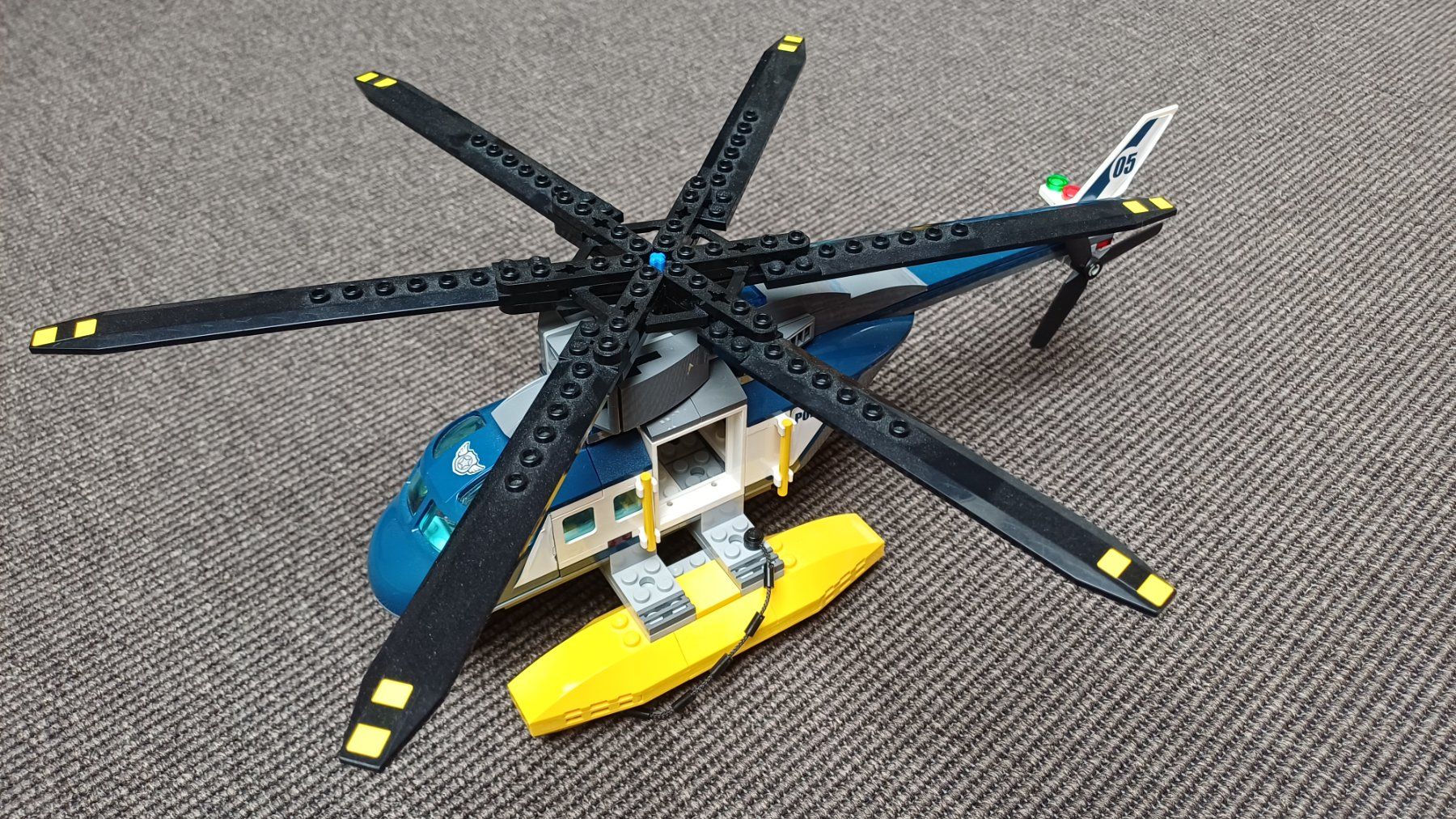 Lego Kit di costruzioni: Lego Polizei Set – Usato da Winterthur venduto da Jakobina 1