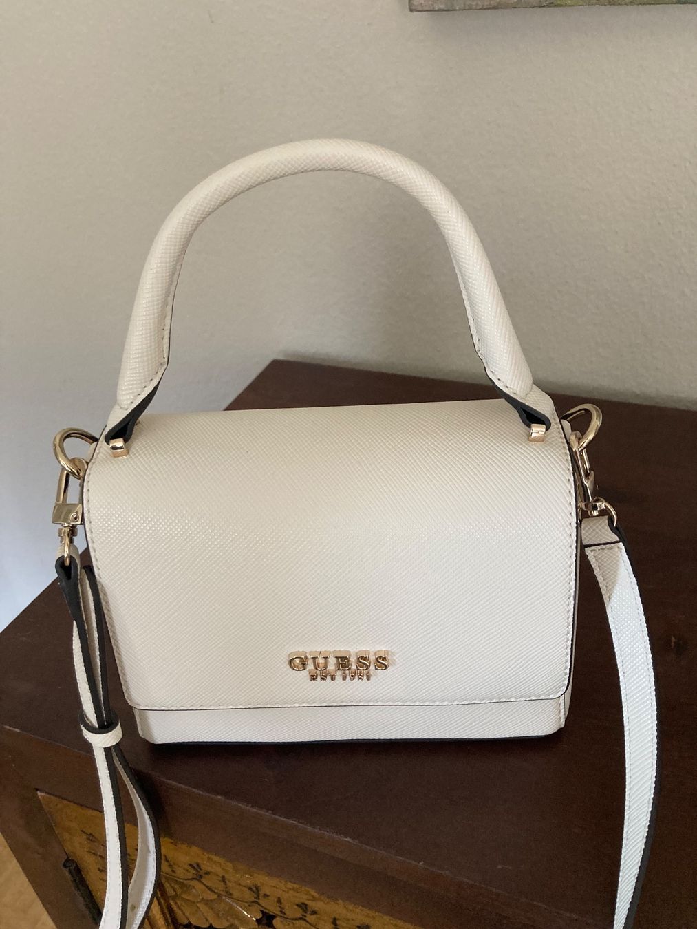 Guess Borse da donna: Handtasche GUESS – Nuovo (secondo la descrizione) da Thalwil venduto da Anahi 1
