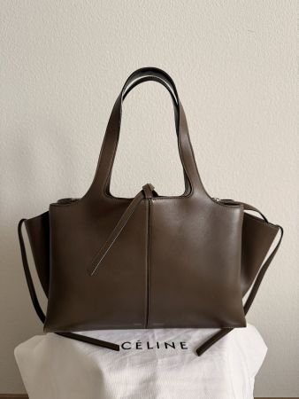 Grand sac Céline Tri-fold, en cuir lisse, kaki – brun