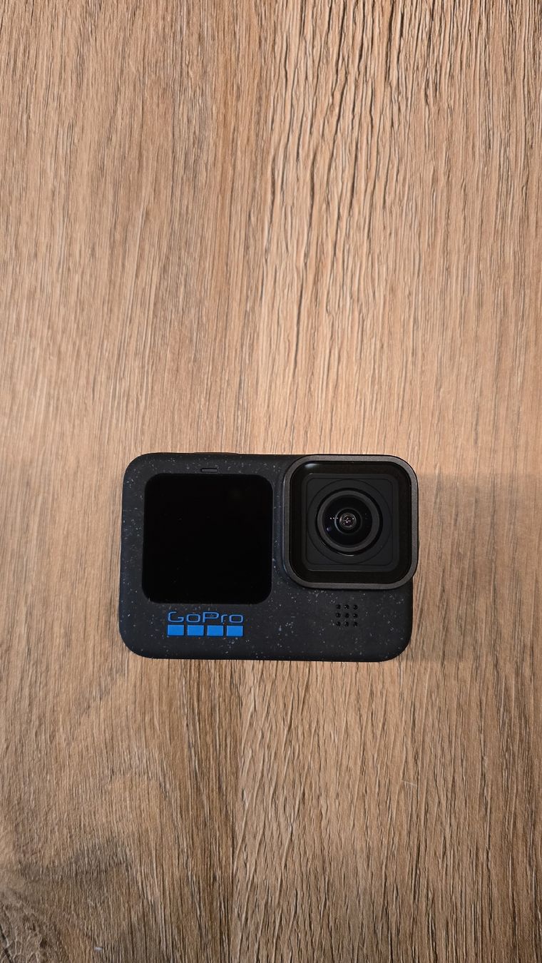 GoPro Hero 12 Black mit Unterwassergehäuse und Speicherkarte (D ...