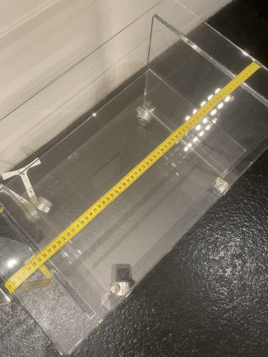 Meubles TV: Plexiglas Möbel auf Rollen  – D'occasion à Windisch par rascale 8