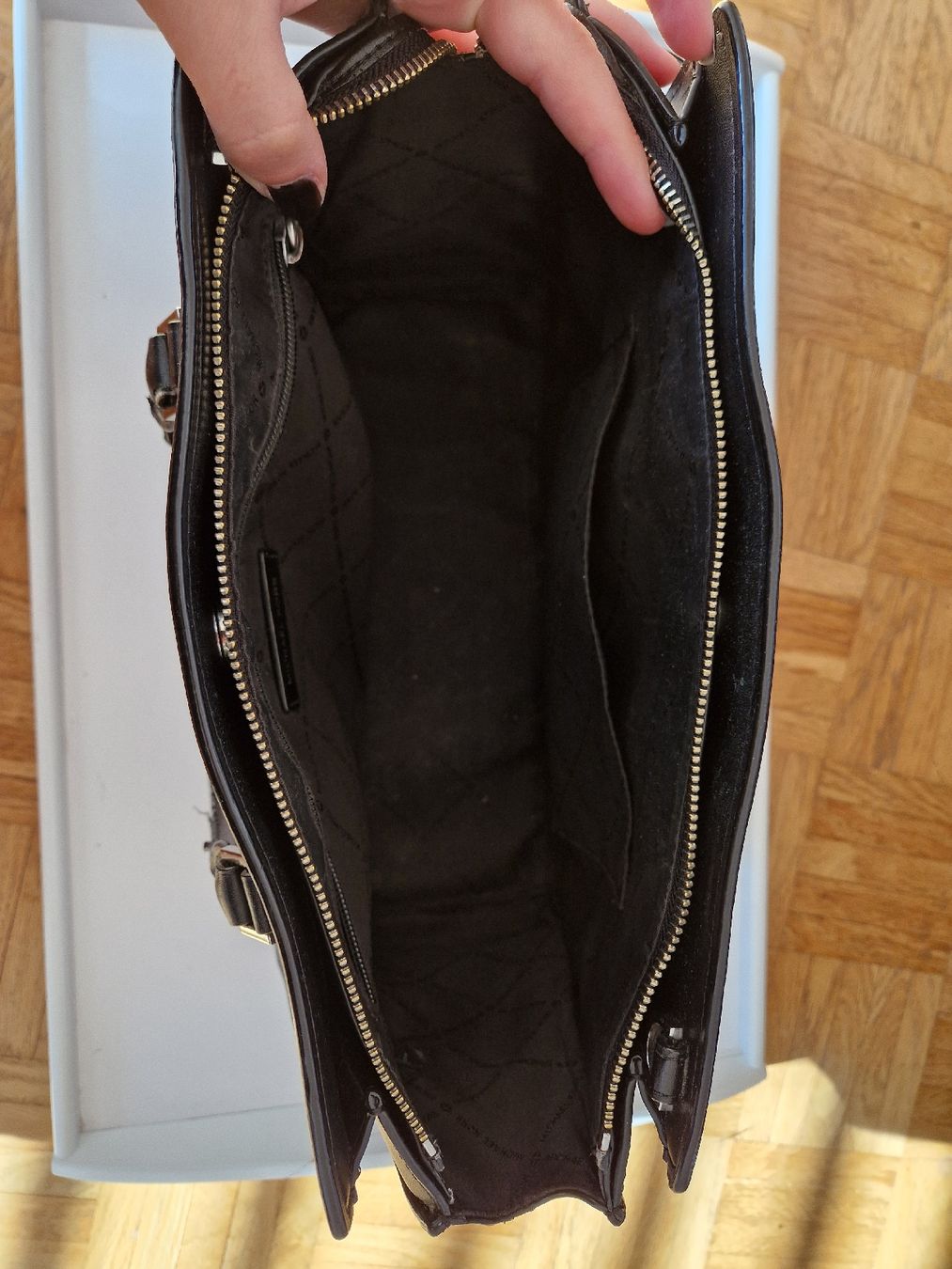 Borse da donna: Tasche Michael Kors schwarz – Usato da Basel venduto da Laura0133 3