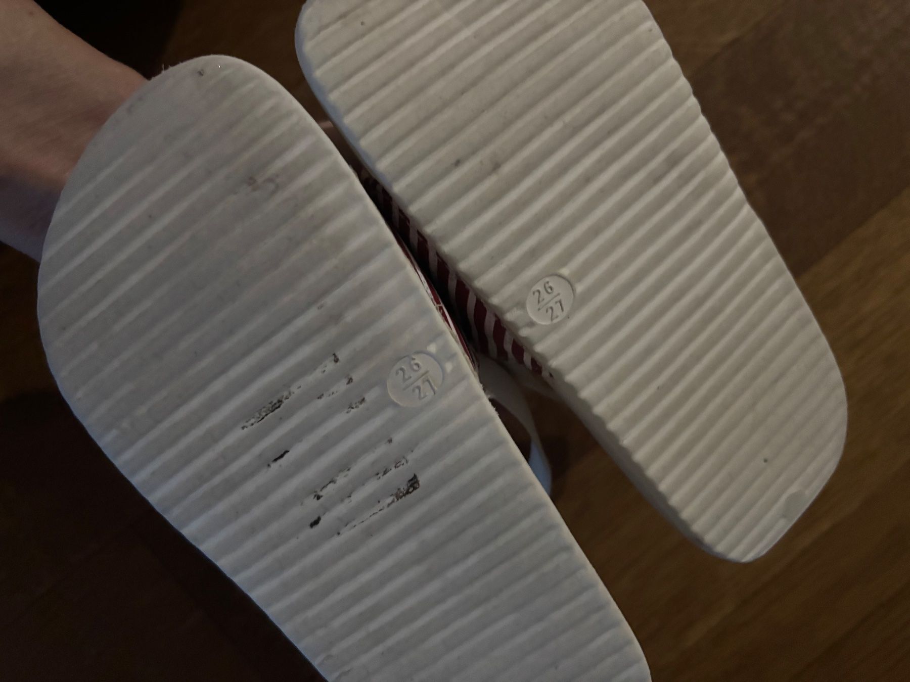 Scarpe per ragazzi: Schlappen 26/27 – Usato da Buchrain venduto da Ham2383 1