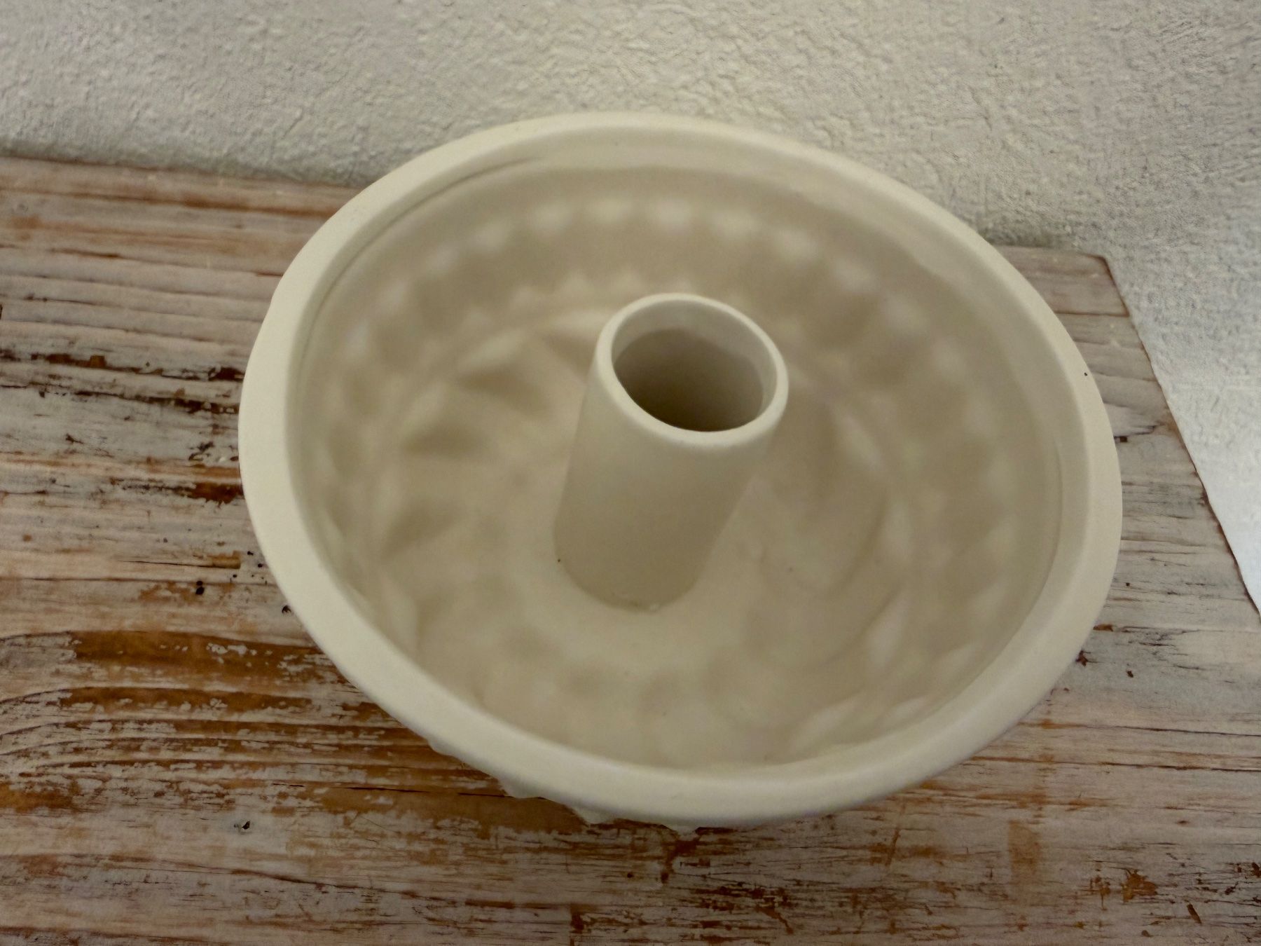 Vasi per fiori: Gugelhupf Pflanzgefäss, Farbe Beige – Nuovo (secondo la descrizione) da Wolfwil venduto da Inseider12 2