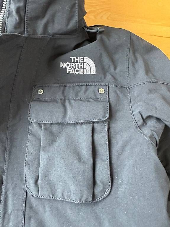 North Face Vestes: The North Face Skijacke schwarz – D'occasion à Züberwangen par biene_83 1