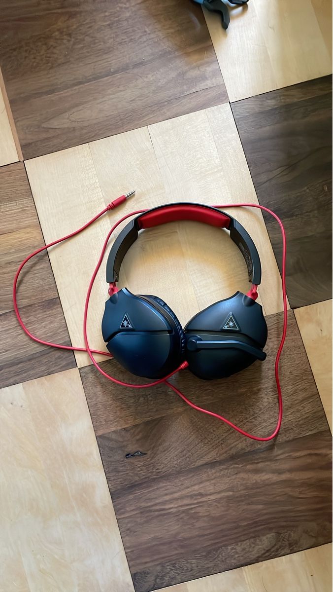 Cuffie: Casque Turtle Beach Recon 70 - Noir/Rouge – Usato da Lobsigen venduto da mic_86ms
