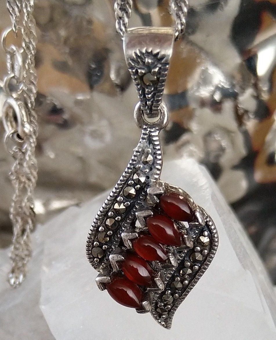 Ciondoli: GRANAT MARKASITEN  ANHÄNGER 925 SILBER MIT KETTE – Usato da Romanshorn venduto da Glitzer-Paradies 1