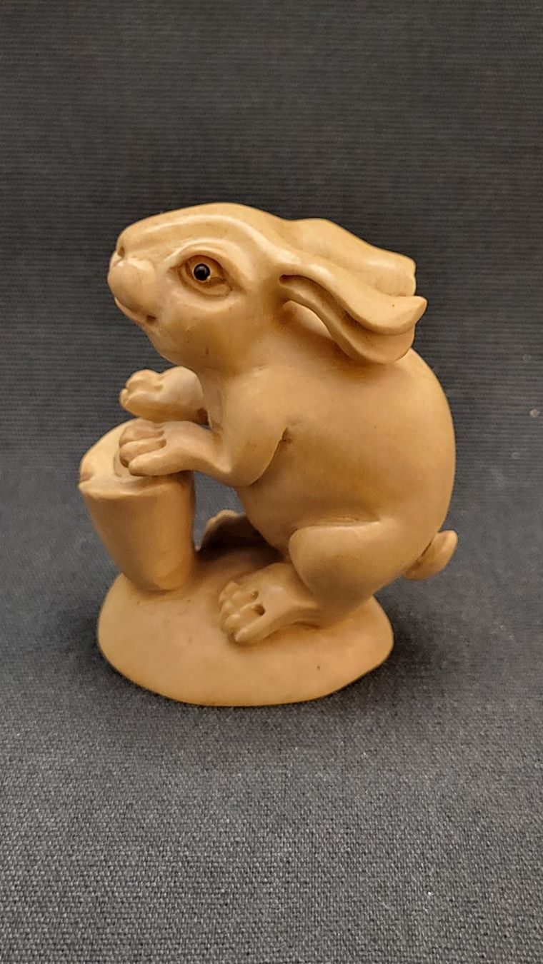 Statuette: Holz-Kaninchen NETSUKE – Usato da Basel venduto da spinne02 1