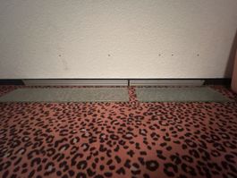 Tablar Milchglas mit Wandhalterung - Top Ablage hinter Bett