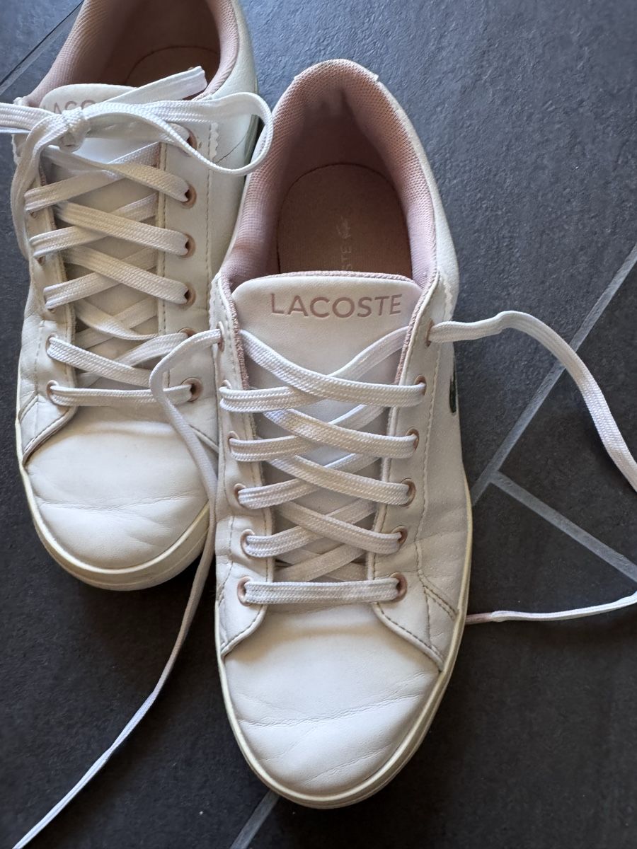 Lacoste Scarpe da donna: Lacoste Sneaker / Schuhe / Turnschuhe / Gr. 38 – Usato da Hünibach venduto da s.leptir 2
