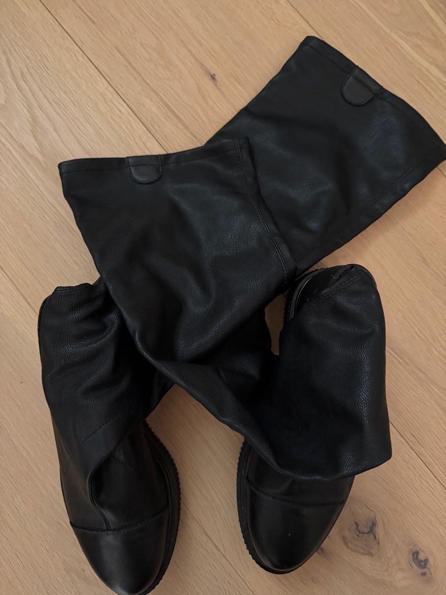 Damenschuhe: SALE - Black Knee High Boots, Size 36 – Gebraucht aus Wetzikon ZH von dor_rmq2 3