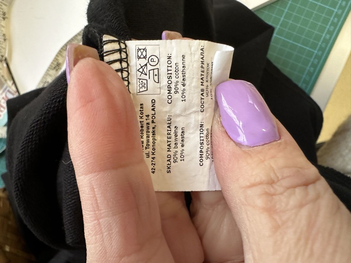 Pullover & Sweatshirts: Sweatshirt XL with hoodie – Gebraucht aus Mendrisio von ketolin 3